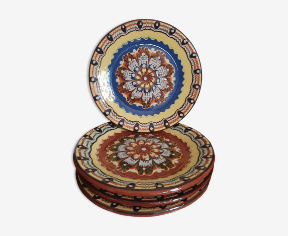 Lot assiettes à motifs