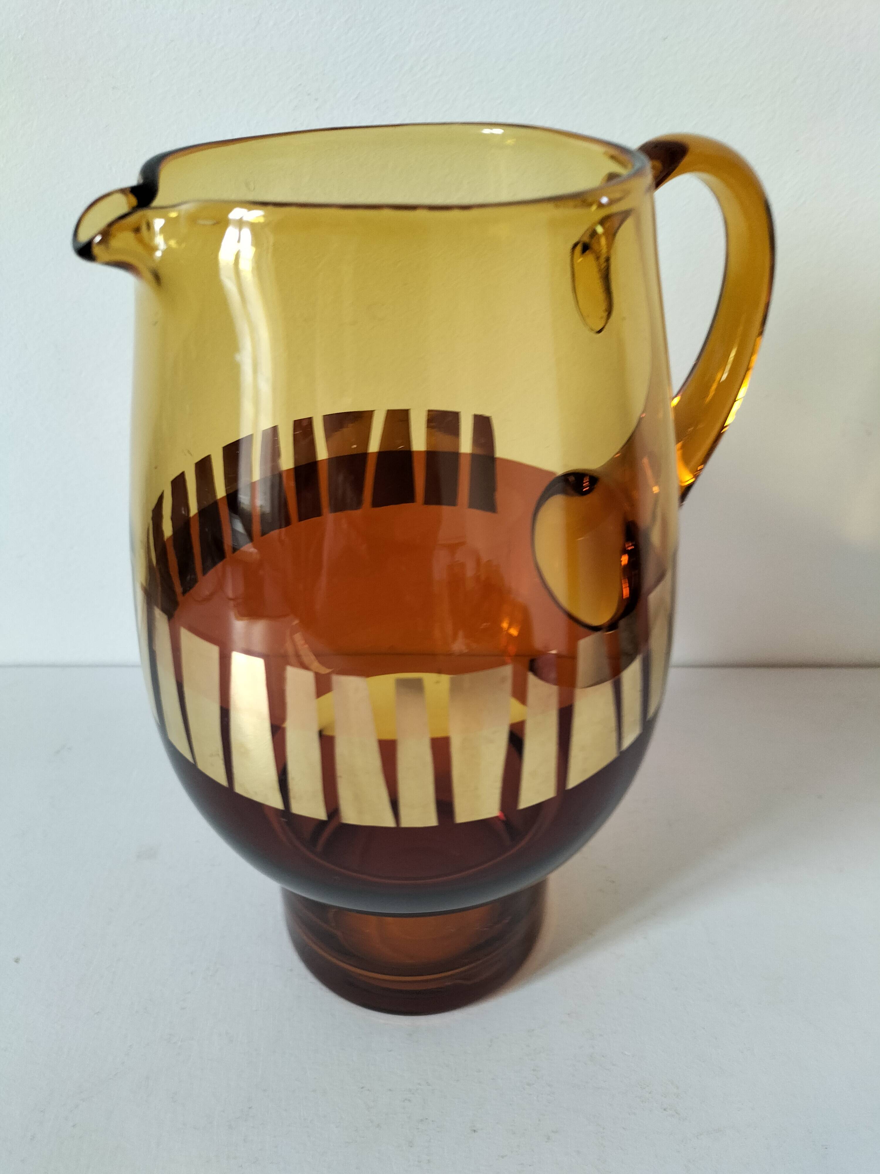 Vintage amber and gold glass carfe
