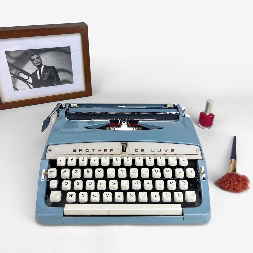 Blue Brother Deluxe Typewriter 60s