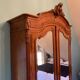 Louis XV Rocaille cabinet in walnut with bevelled mirrors
