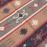 Kilim rug in jute and cotton. 125cm x 195cm