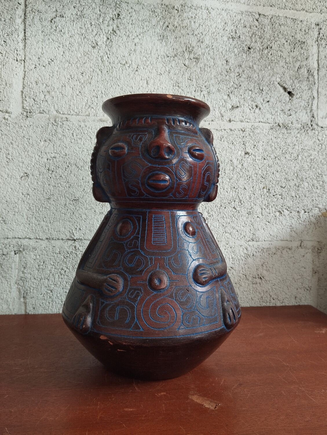 Maldovo ceramic vase