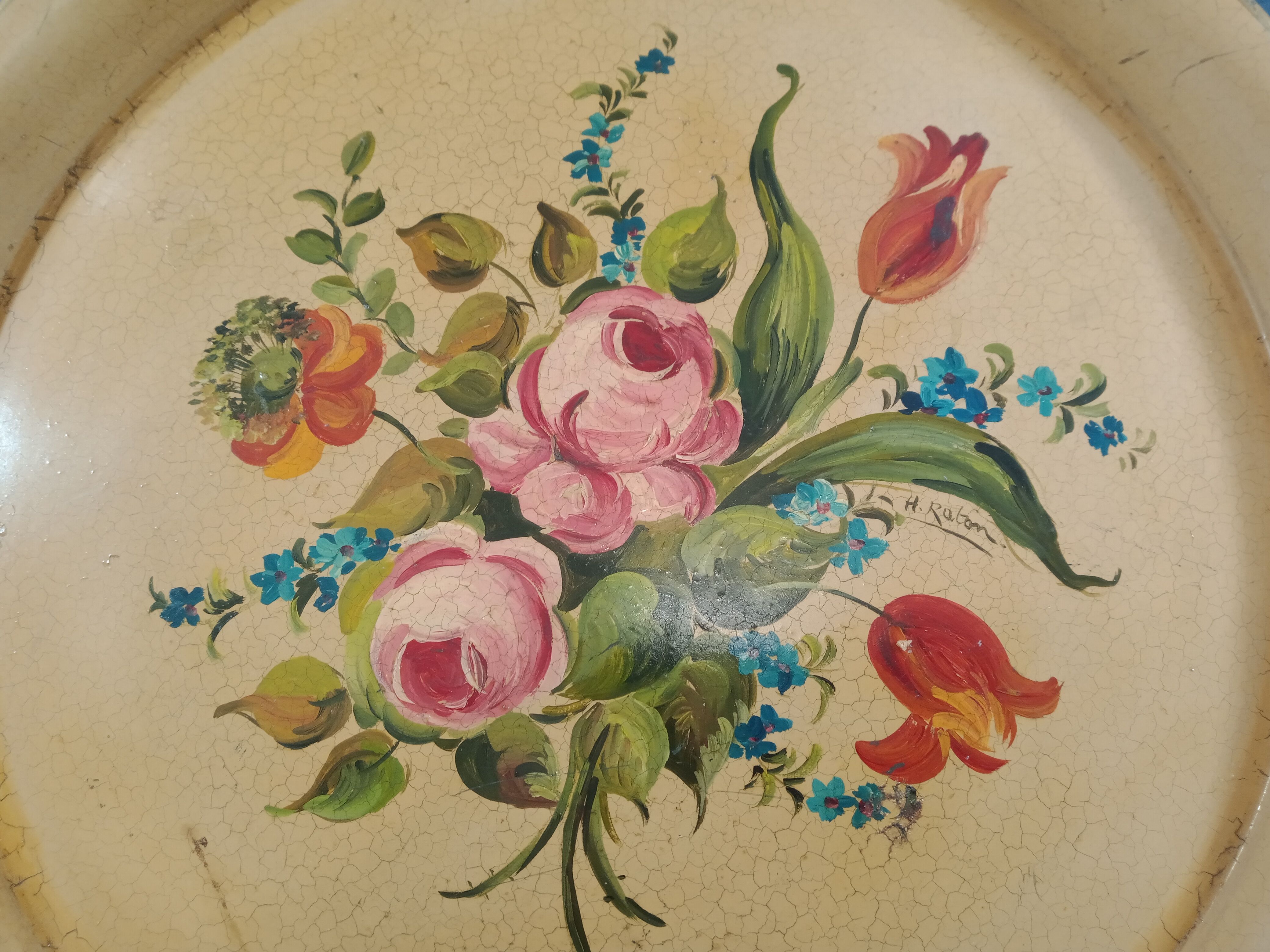 Napoleon III round serving tray, hand-painted and signed