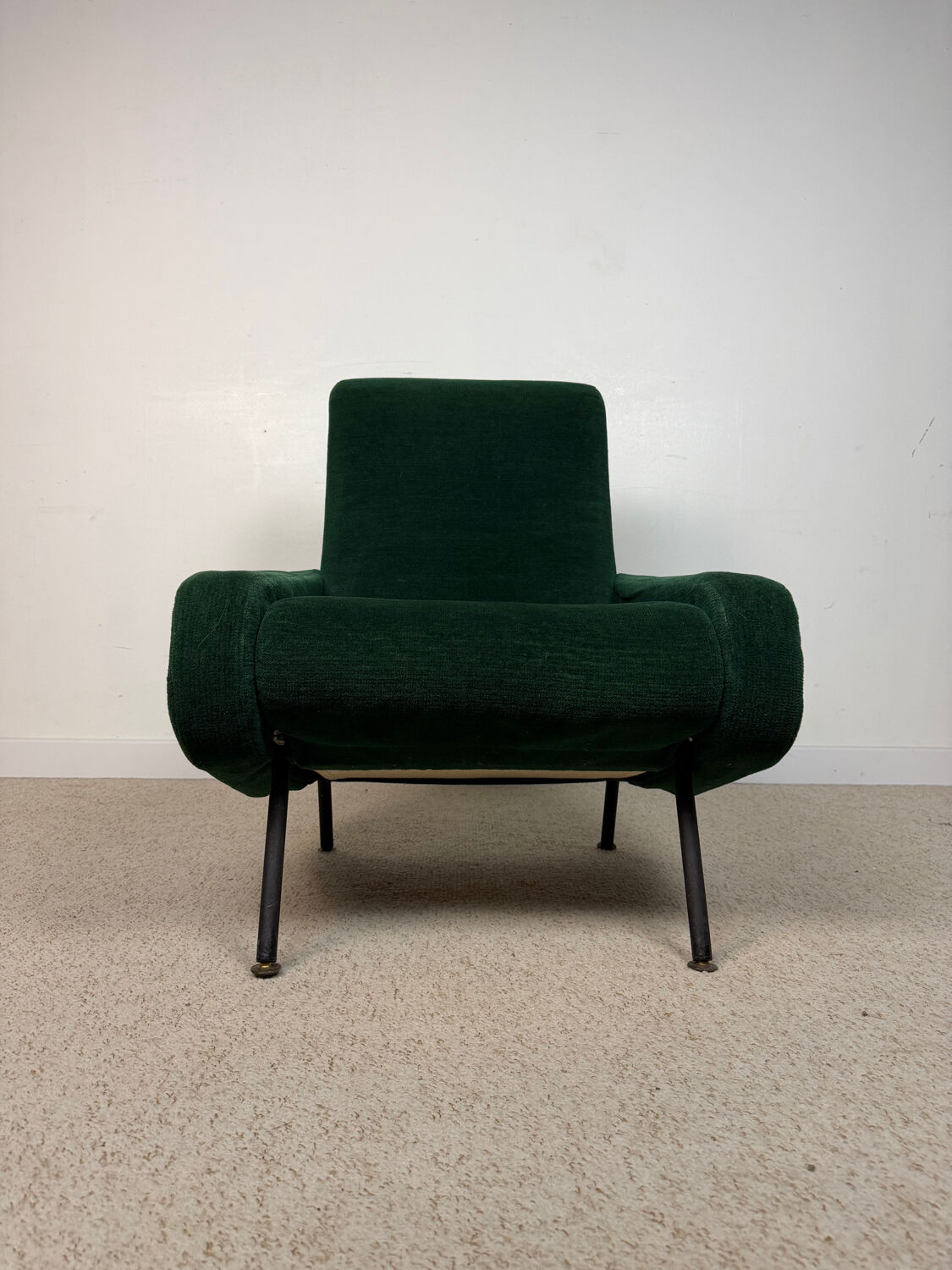 Vintage armchair from the 60s/70s, in the style of Pierre Guariche.