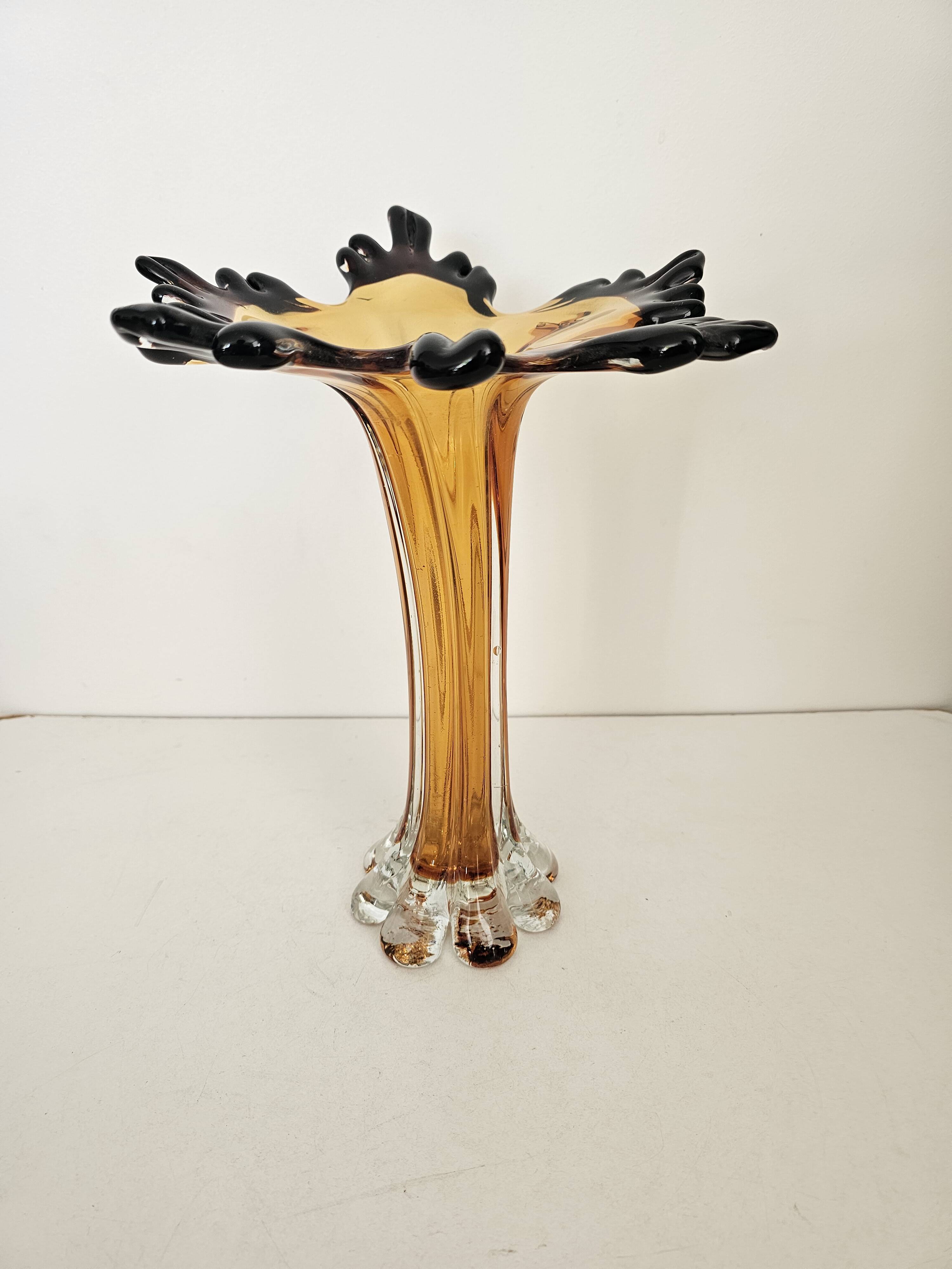 Large vintage amber glass art vase - Height 32cm