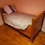 Boat bed in solid oak