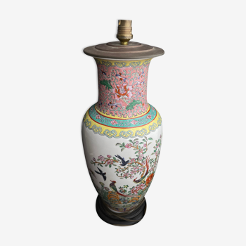 Porcelain vase with polychrome decoration of enamels of the pink china family, Guangzhou (mounted in lamp)