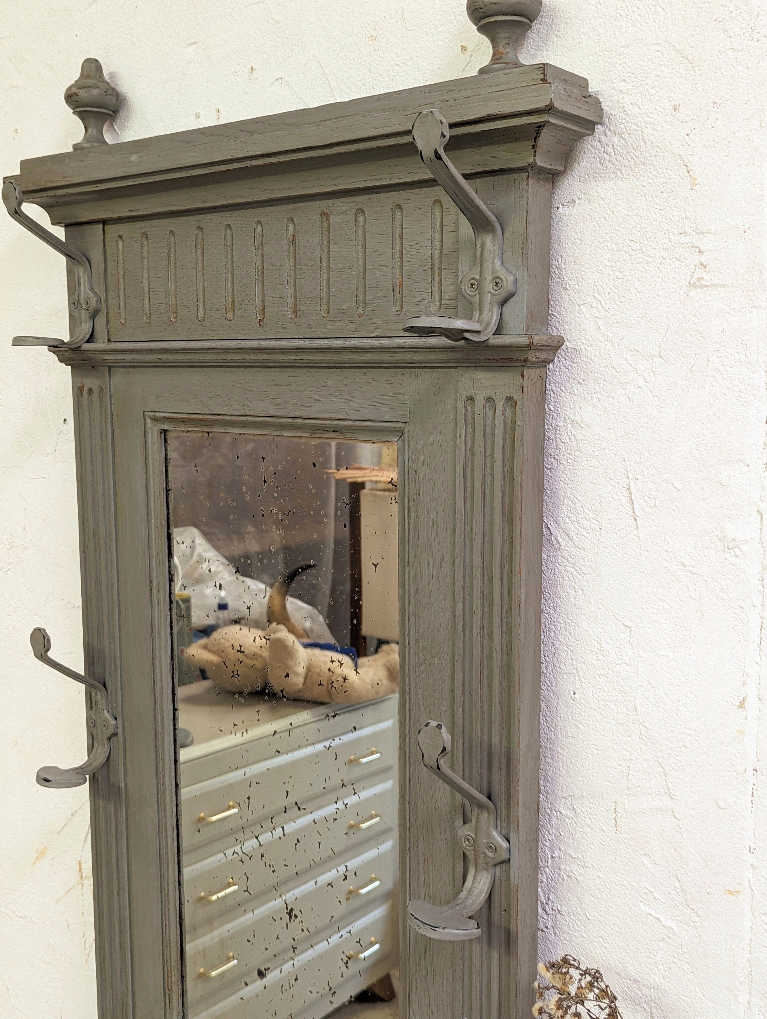 Cloaked coat rack wall oak patina shabby gustavien 1900 xix 19th