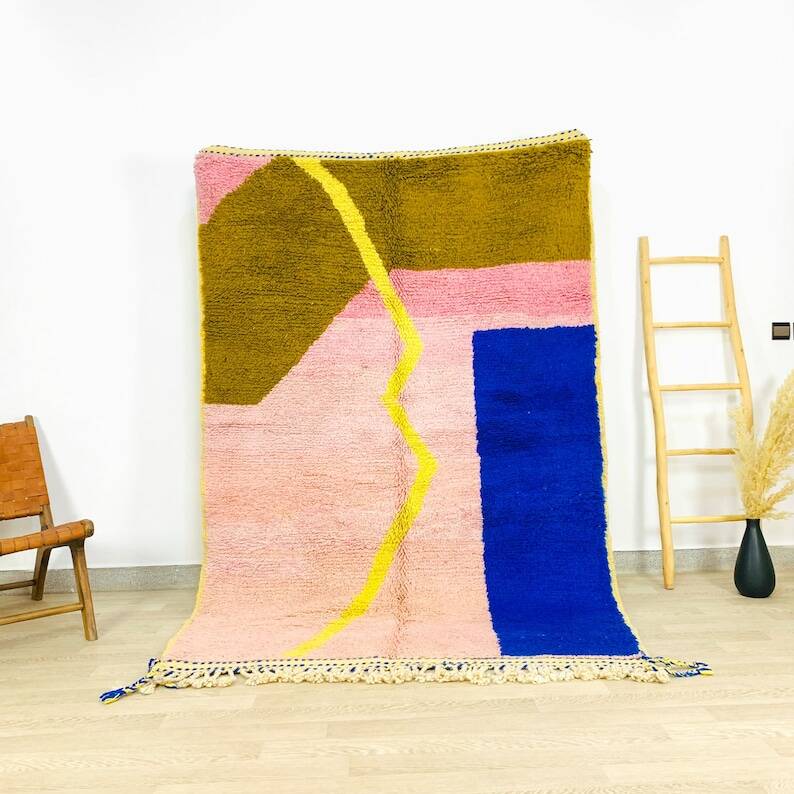 Handmade Moroccan rug 250cm x 150cm