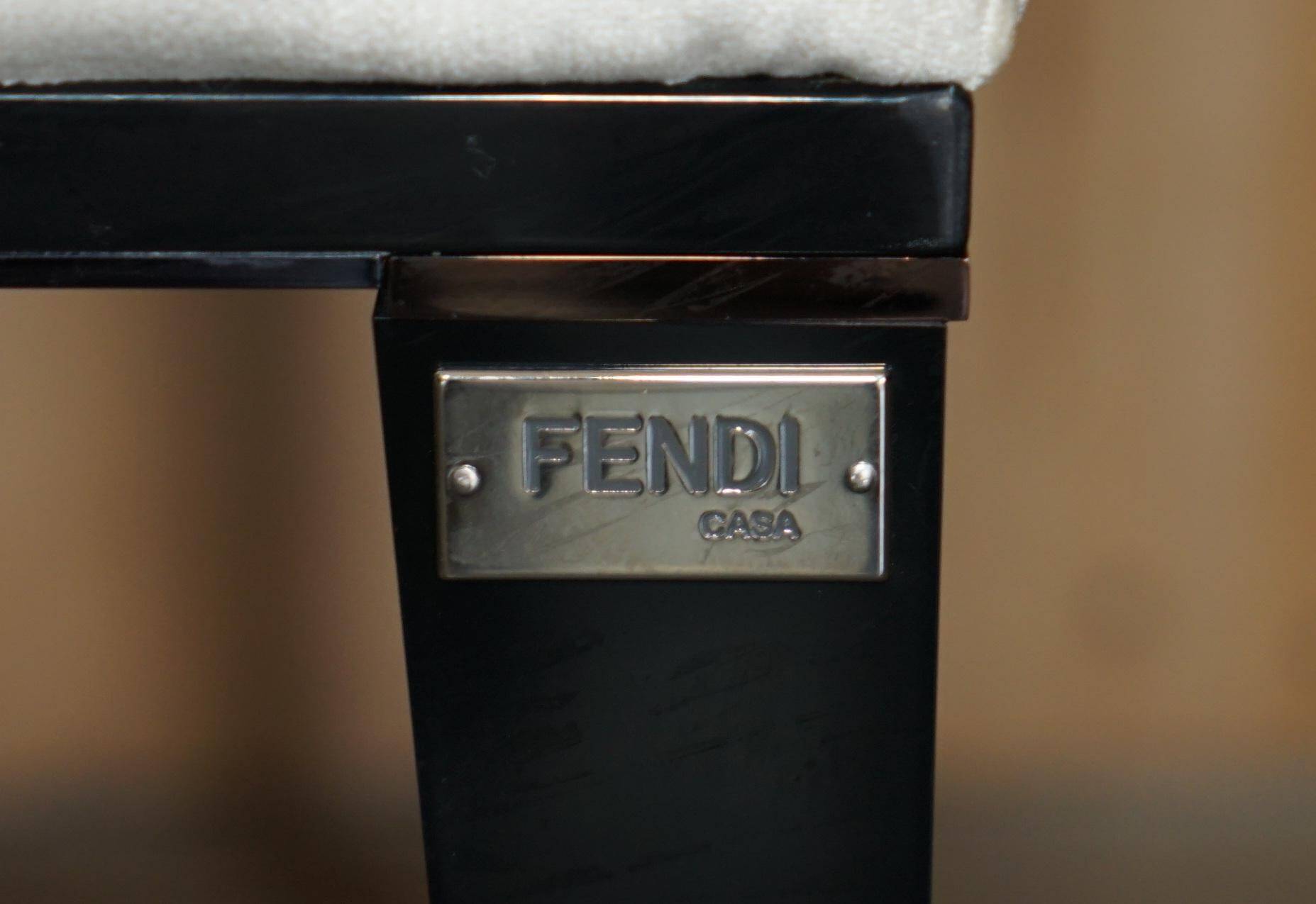 Table de toilette et tabouret Nascondino Fendi Casa en ébène Macassar