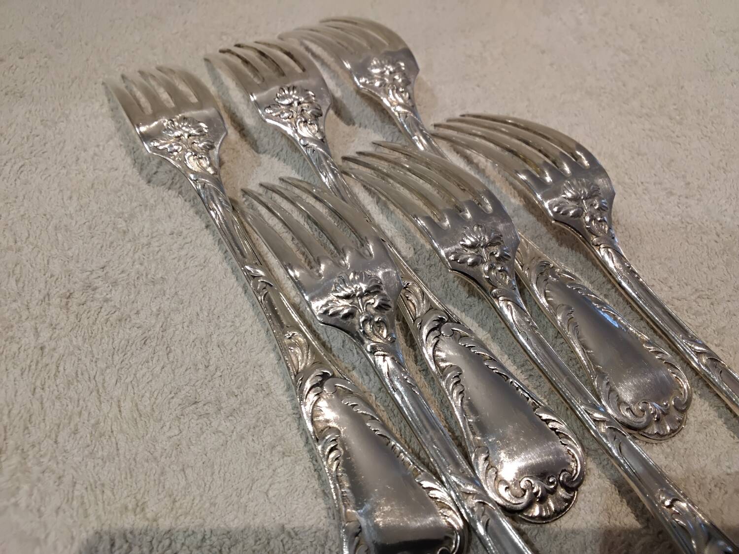 6 silver plated table forks by Christofle Chrysanthemum