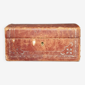 Ancienne boîte à bijoux en cuir sur papier mâché d'époque fin XIX° siècle