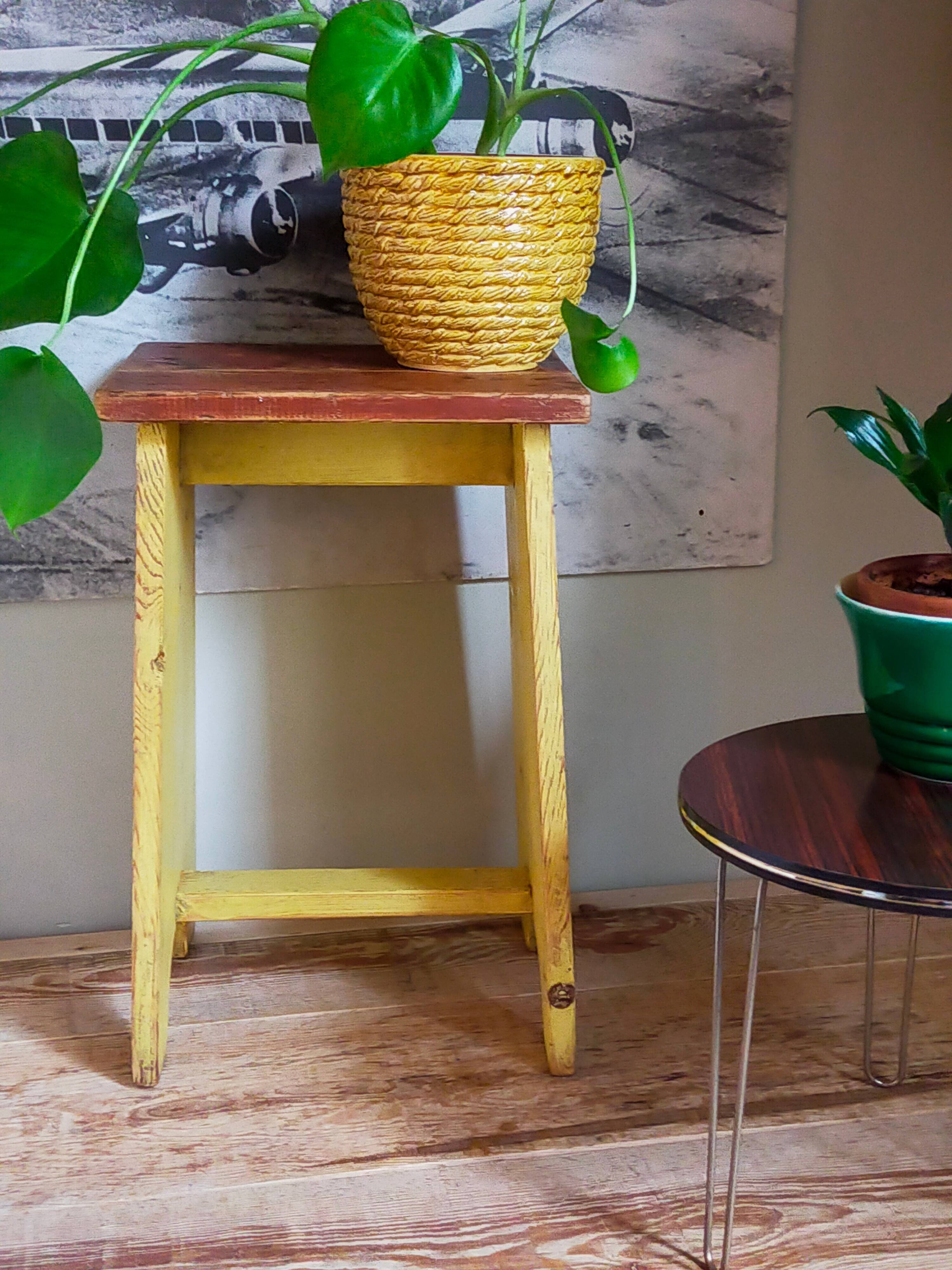Vintage “rope” slip ceramic planter