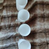 4 white champagne flutes