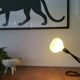 Lampe de table articulée moderniste en verre et laiton à boîtier vert