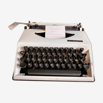 Machine a écrire Adler Tippa 1974