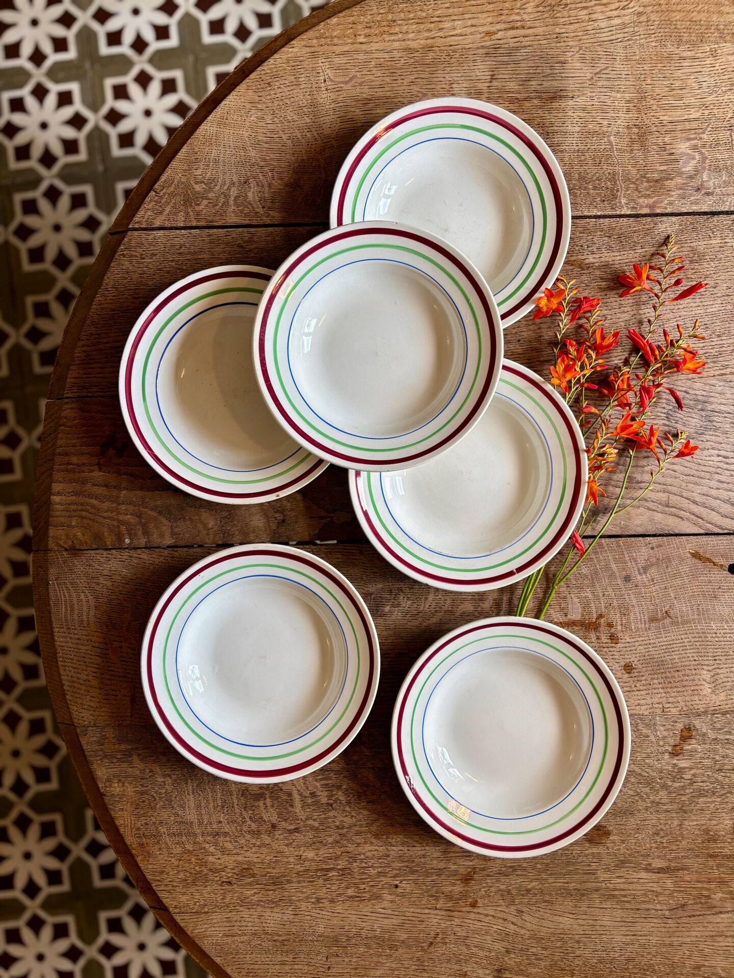 Set of 6 vintage deep plates, Gildas models