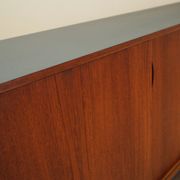 Buffet en teck, design danois, années 1970, production : Danemark