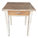 Petite table de ferme