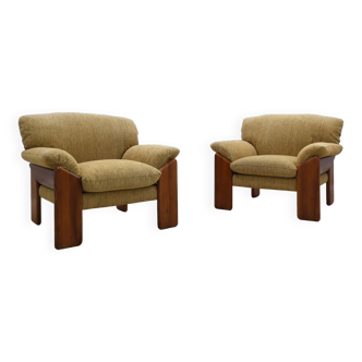 Mobil Girgi walnut wood armchairs 1970s, set of 2
