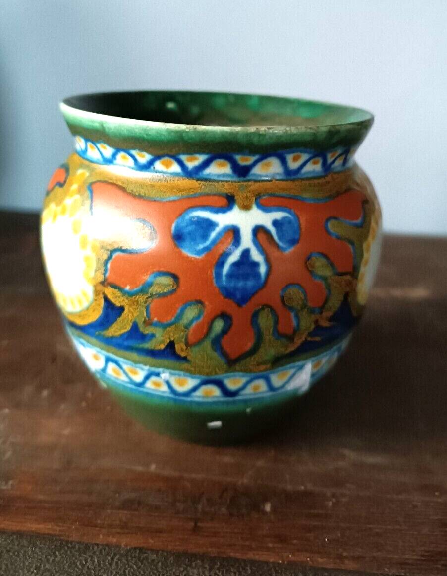 Ceramic vase manufactured by gouda liberty, landia decor