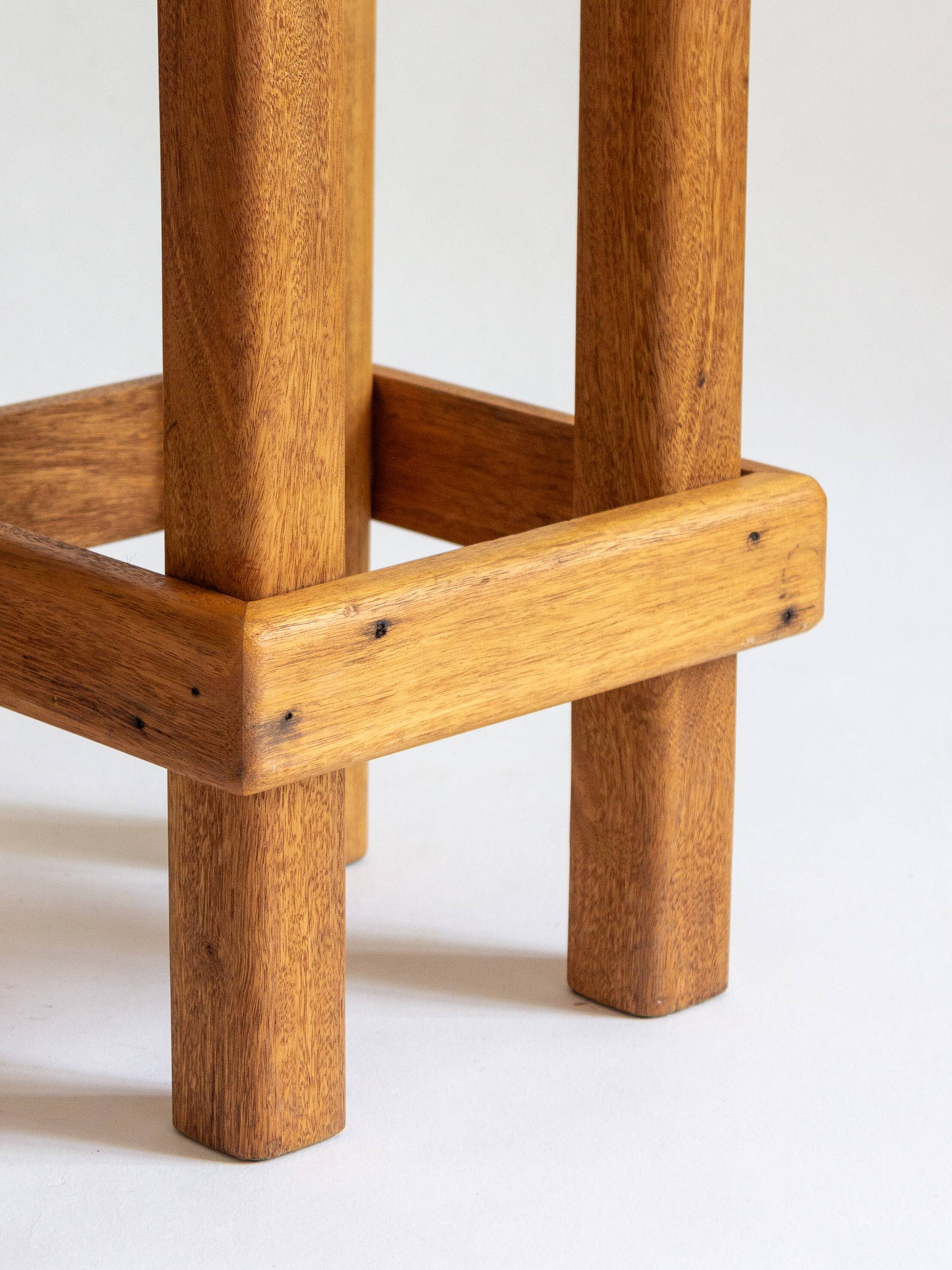 Modernist stool in framiré wood⎮70s