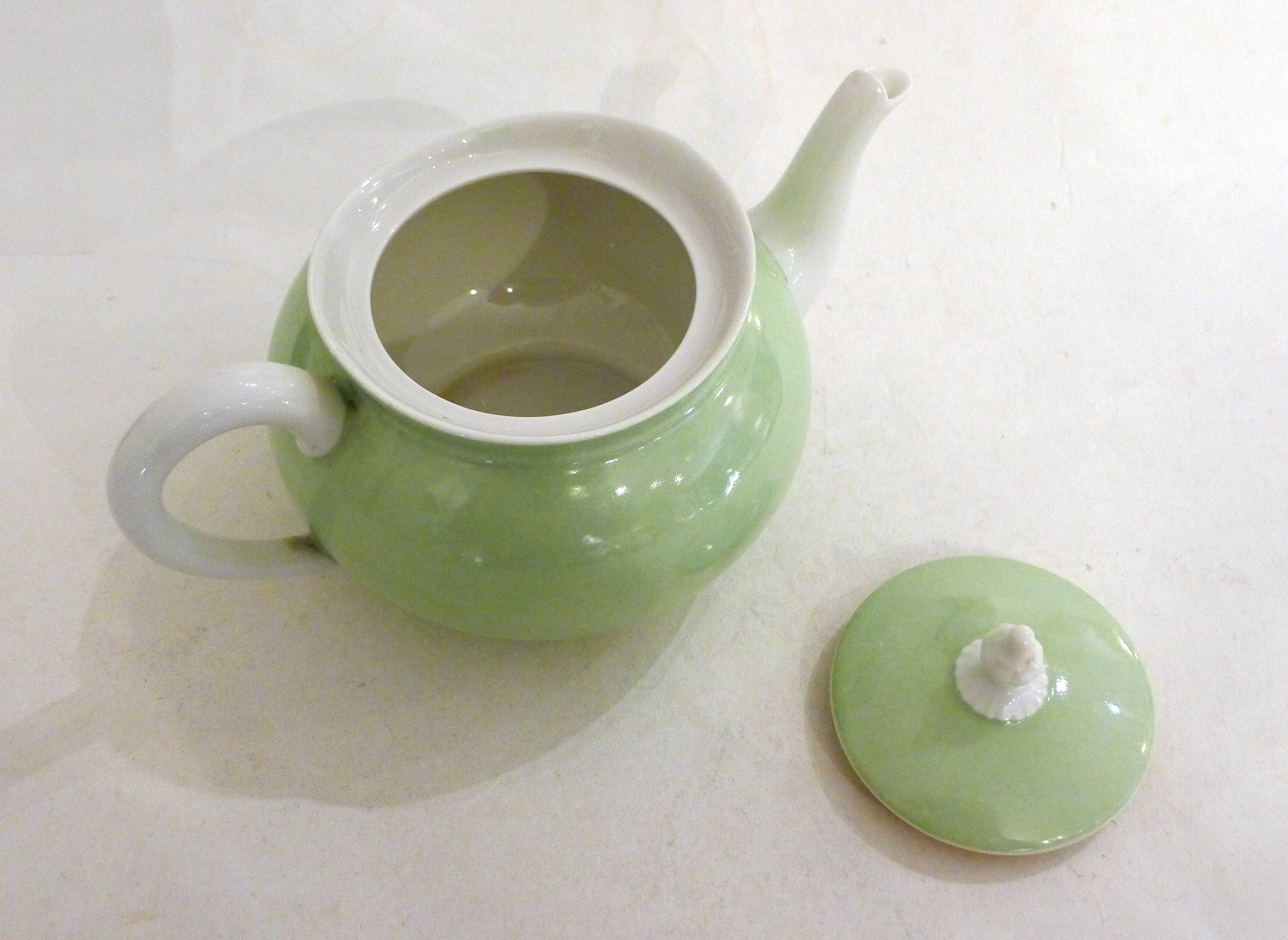 Teapot Jean Pouyat Limoges early 20th century