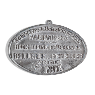 Cattle contest plate