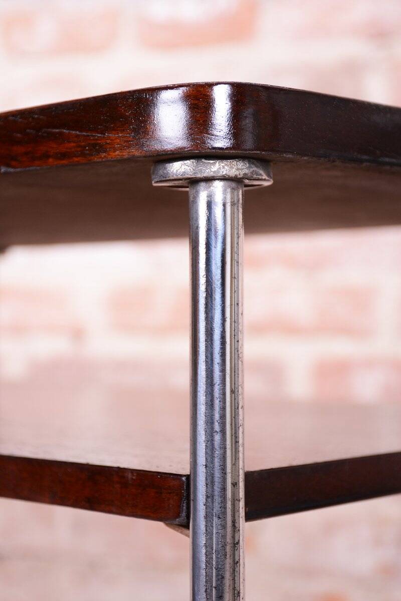 Bauhaus Czech Side Table in Walnut and Chrome from Mücke Melder, 1930s