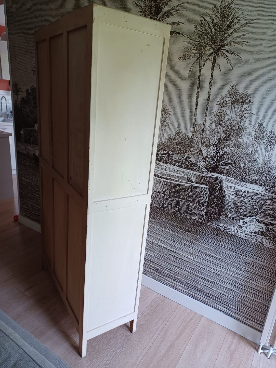 Vintage Parisian wardrobe