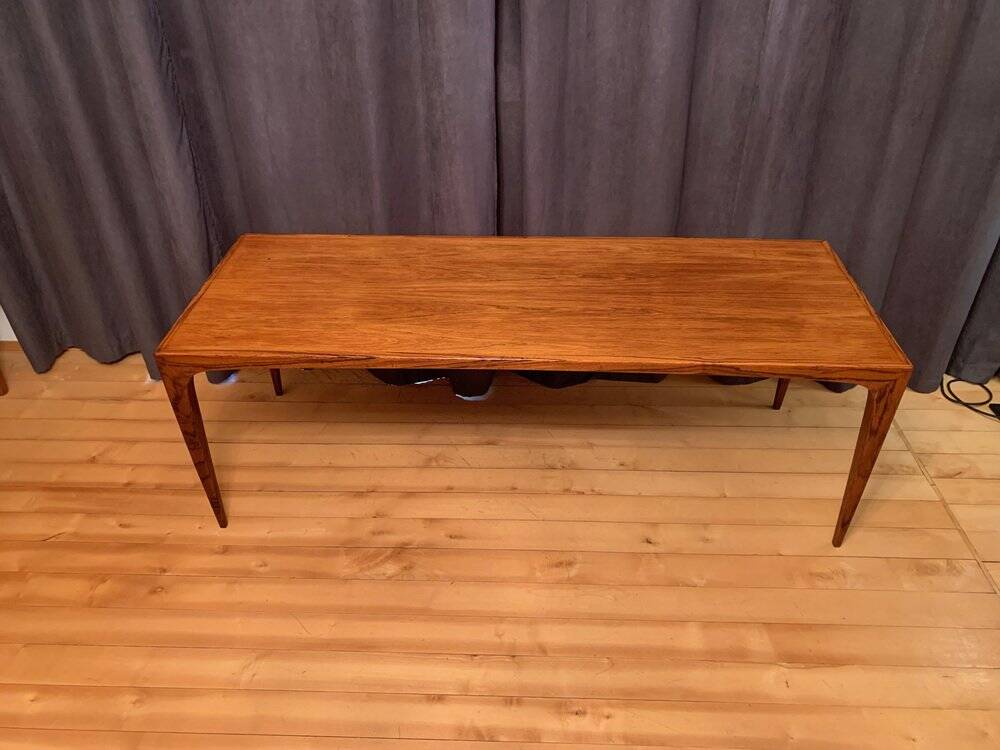 Table basse attribuée à Johannes Andersen pour CFC Silkeborg, Danemark, années 1950.