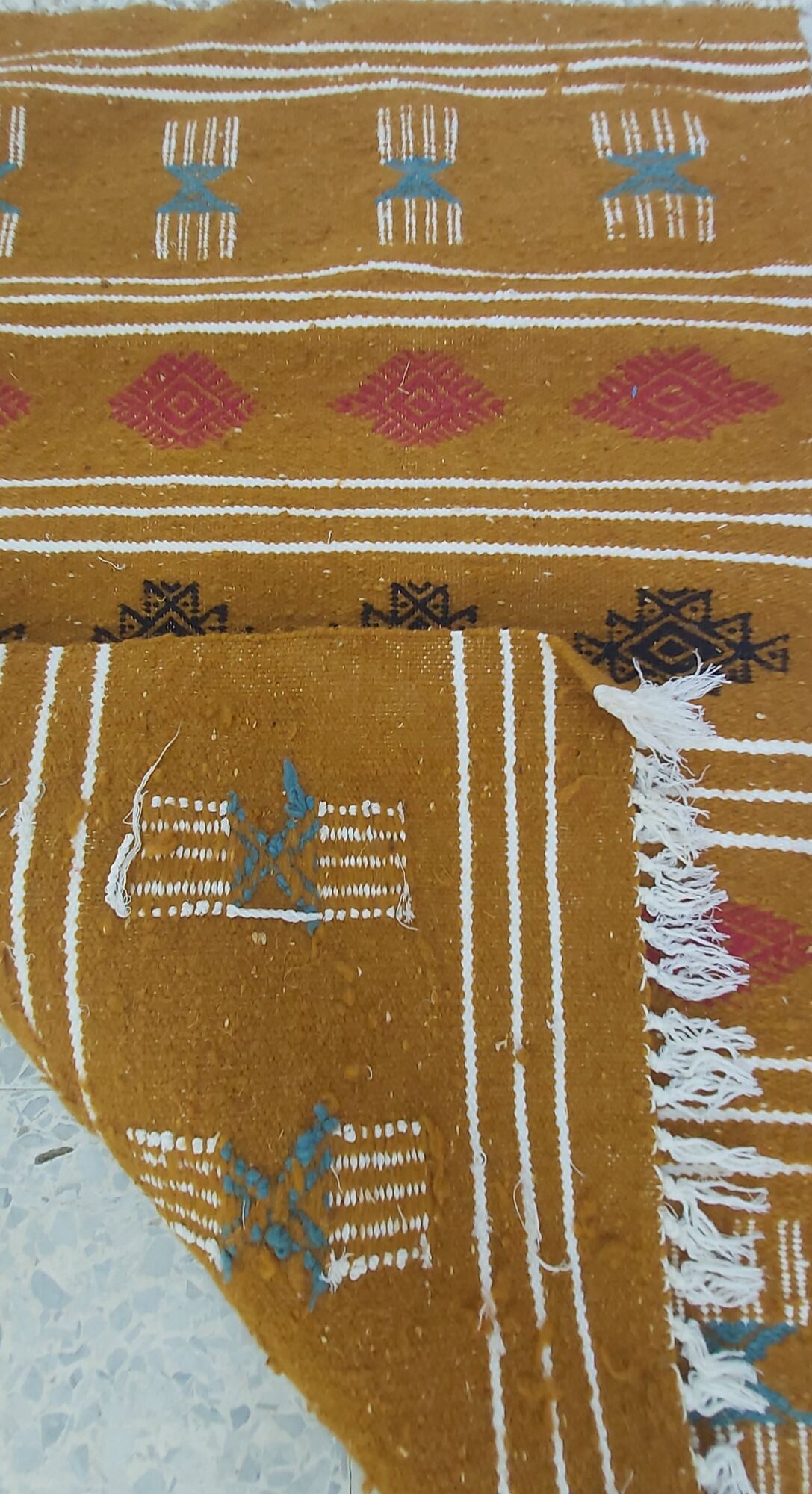 Handmade kilim carpet in pure wool 100x65cm