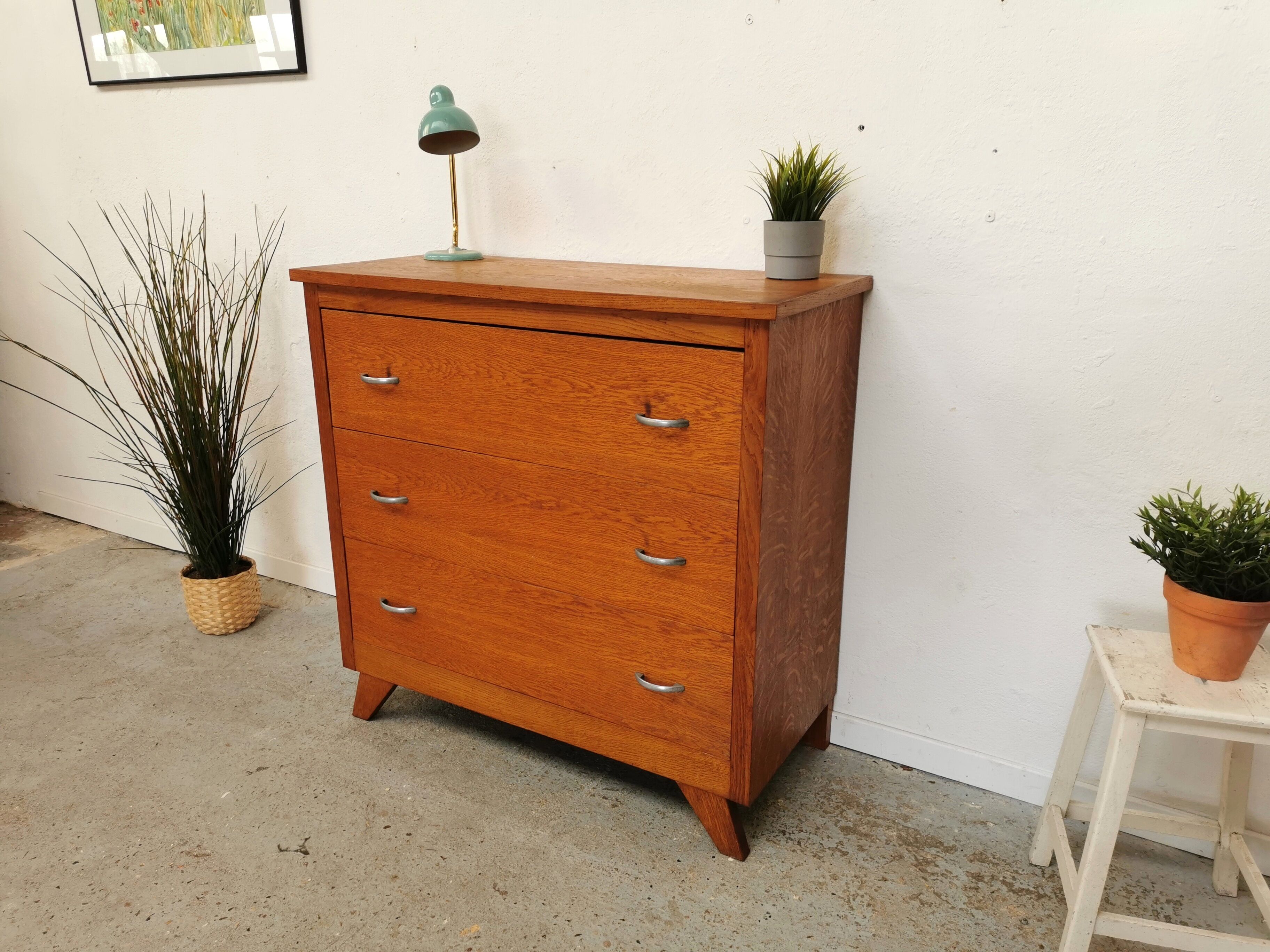 Vintage chest of drawers