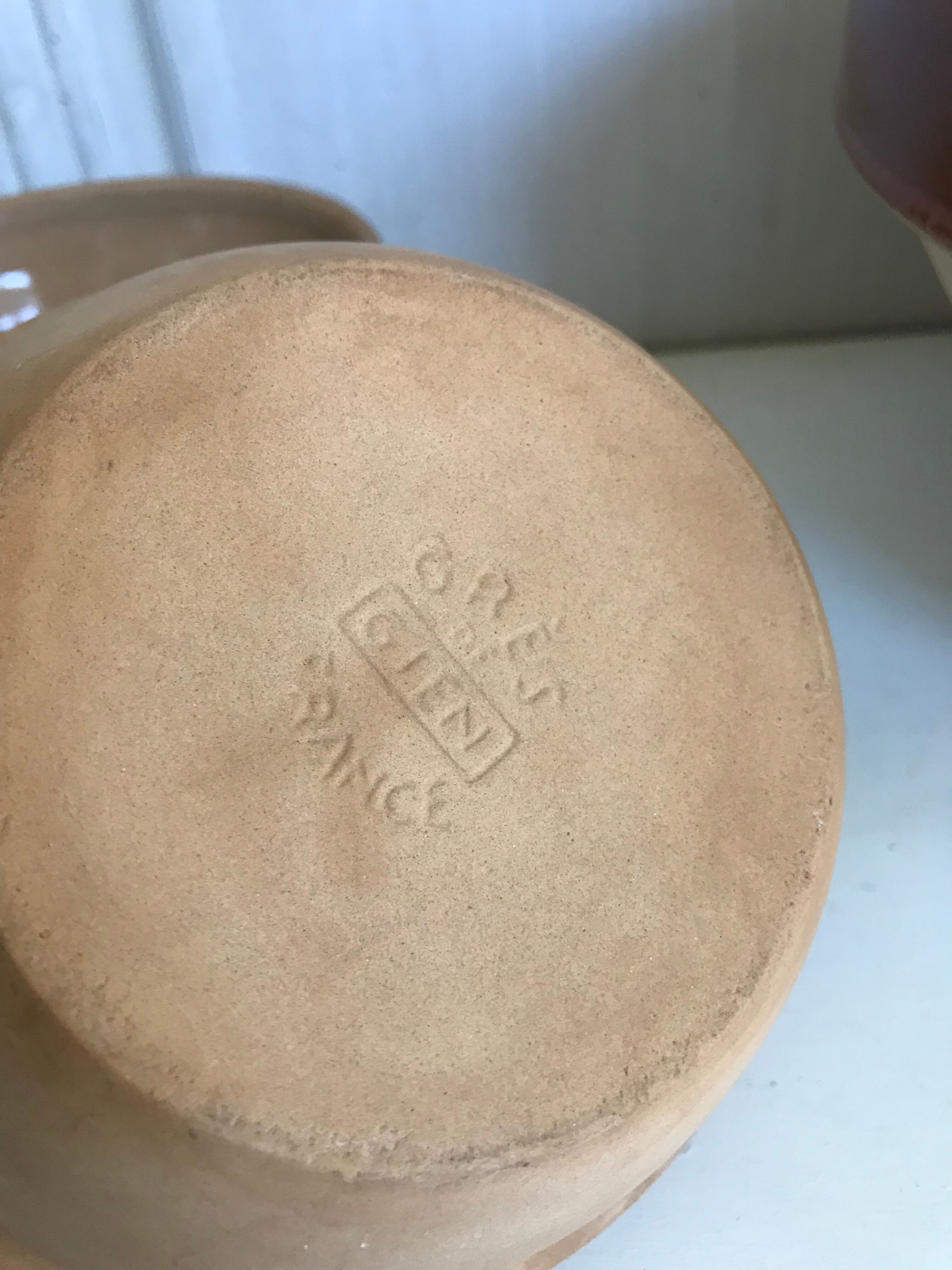 4l sandstone bowl and Gien bowls