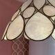 Suspension fleur en nacre et laiton vintage