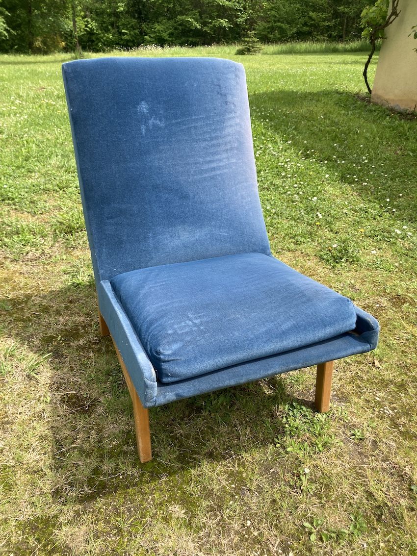 ARP chair edited by Steiner in 1955 model 641 designers Pierre Guariche, Mortier and Motte