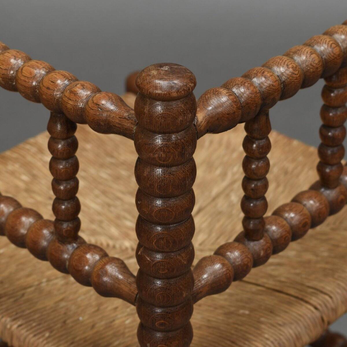 Vintage turned oak corner side chair, 1930s