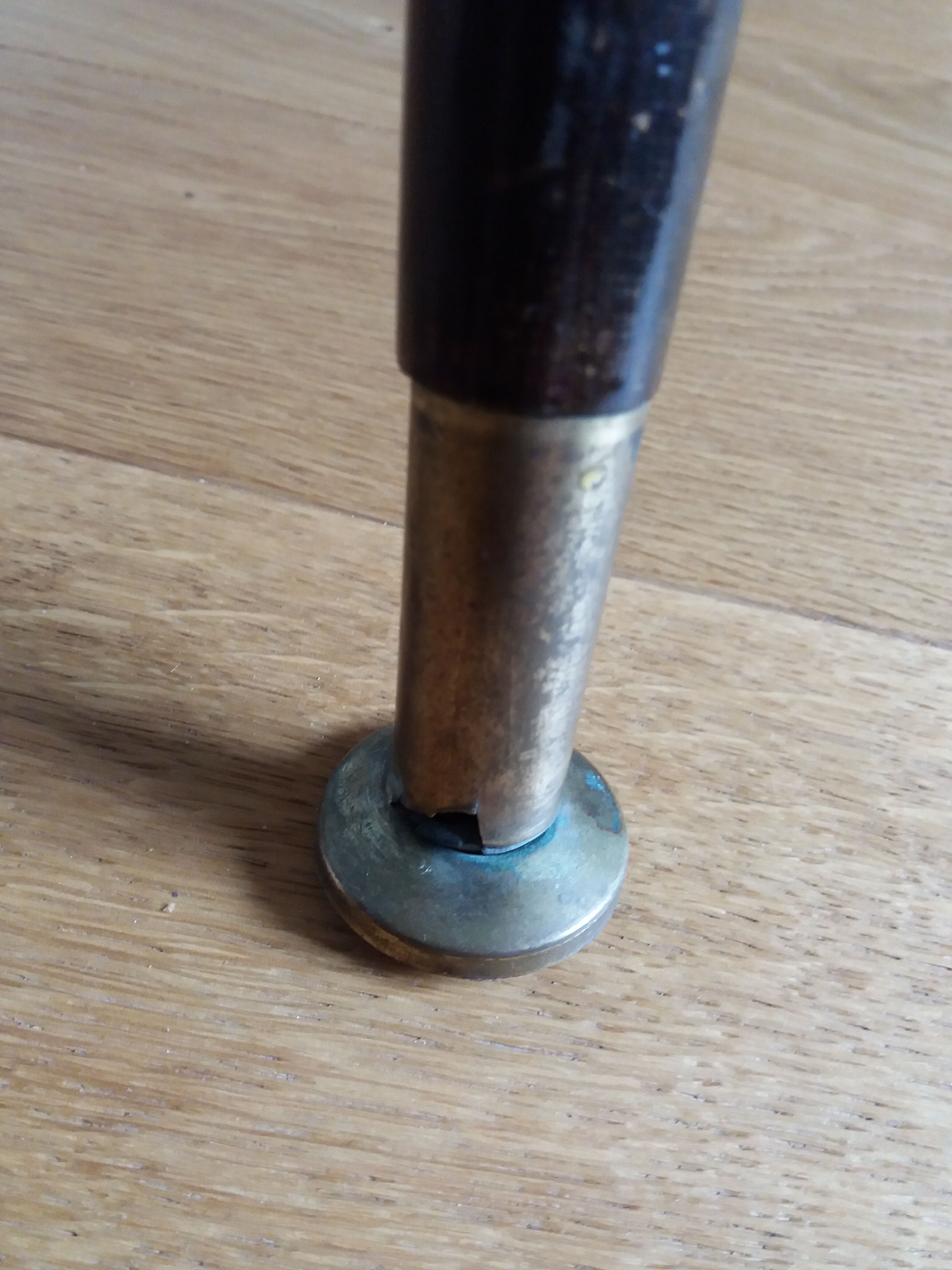 Coffee table formica tapered compass legs