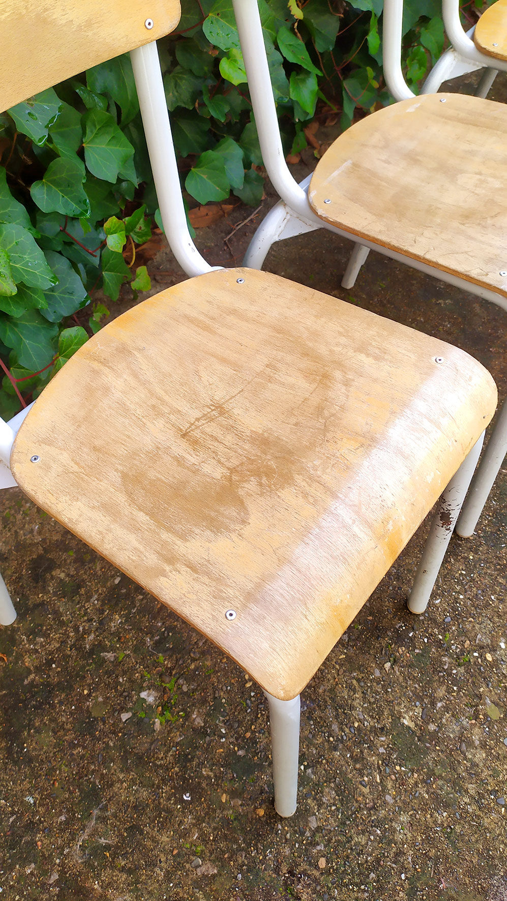 Series of 4 school chairs