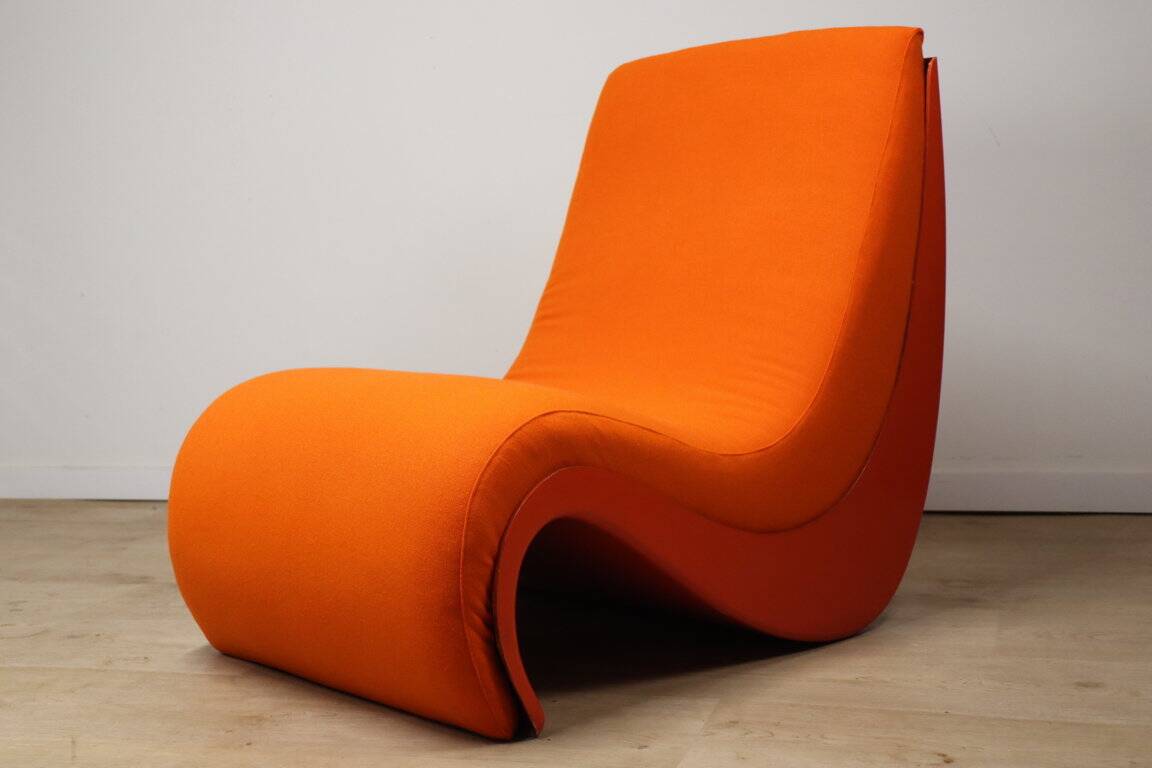 Vintage organic armchair in orange fabric and fiber, 1970