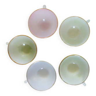 5 vintage harlequin cups in Arcopal 210185