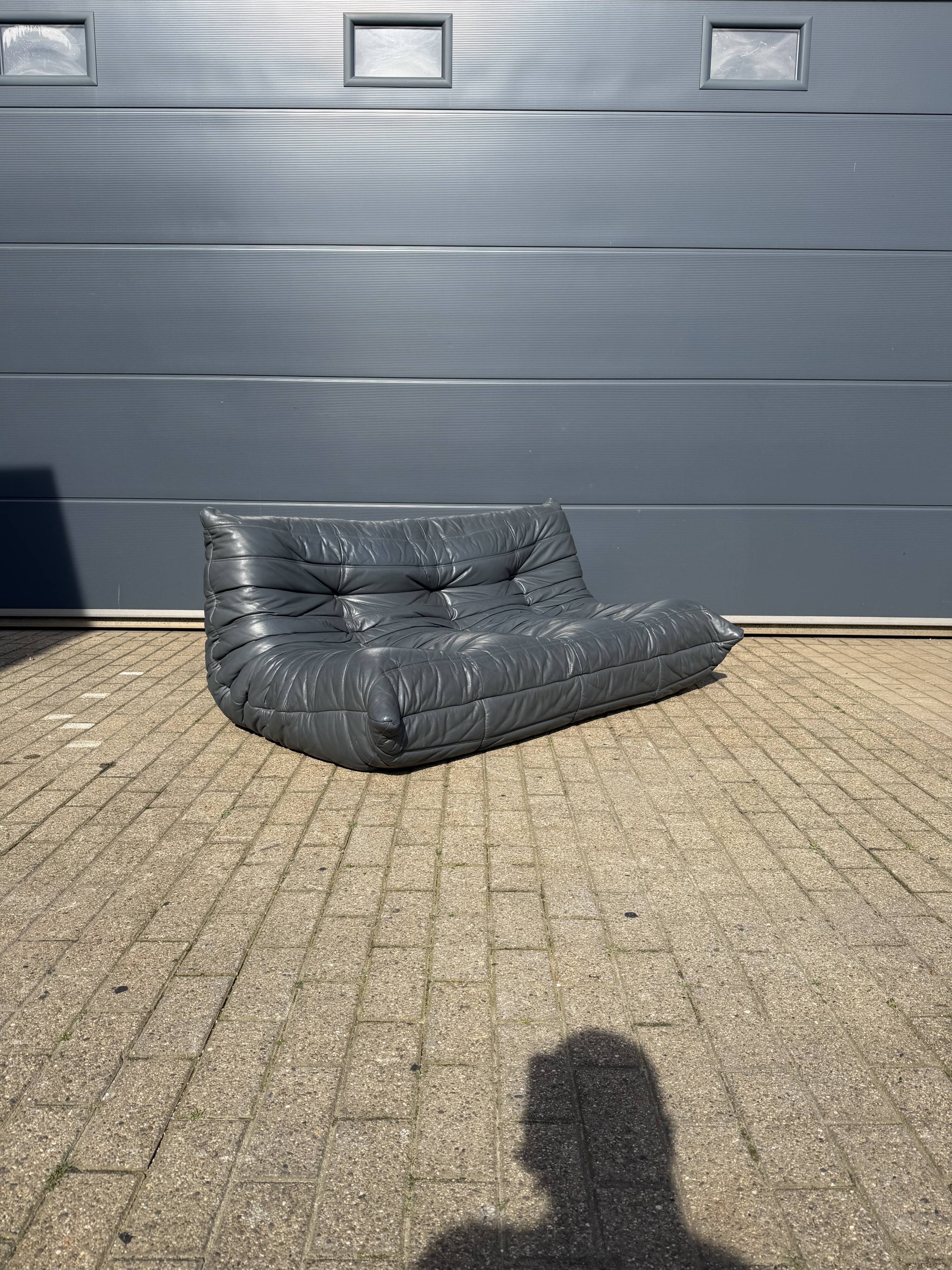 100% authentic Ligne Roset Togo 3-seater Anthracite Grey leather