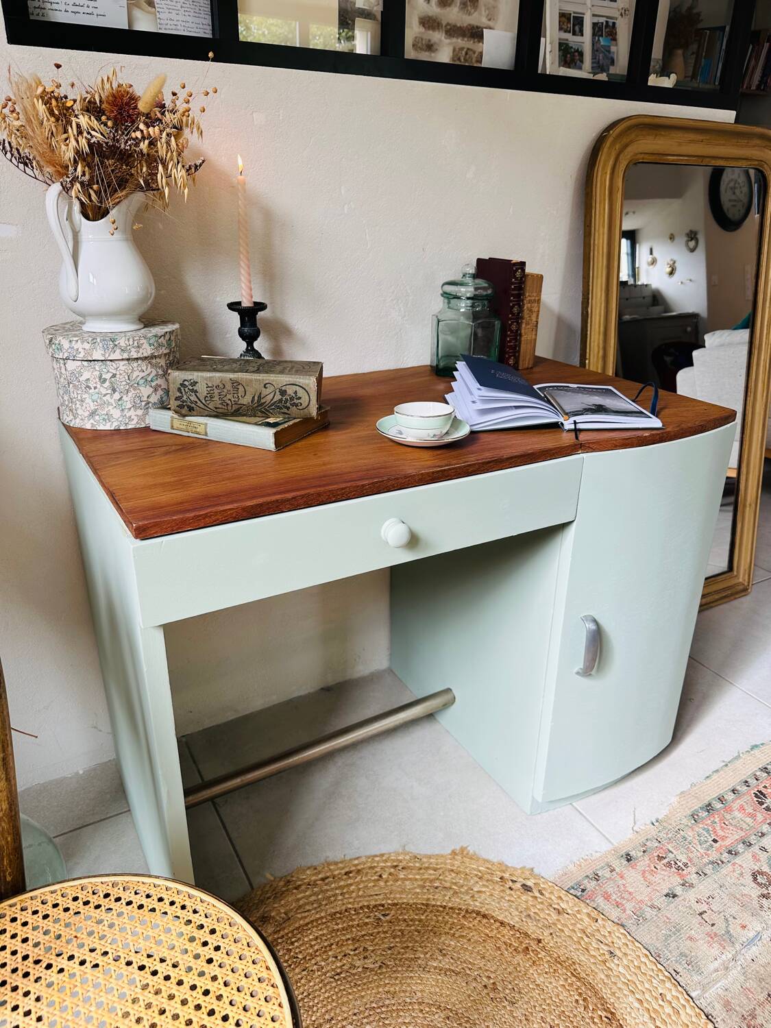 Vintage office revamped