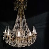 Chandelier in crystal and gilded bronze