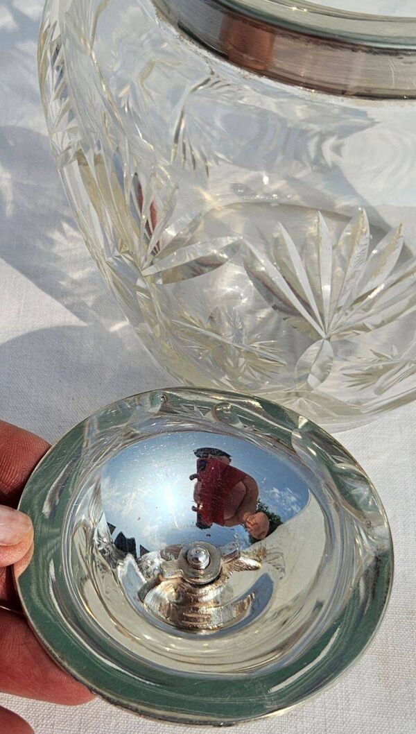 Seau a biscuits en cristal taillé et argent