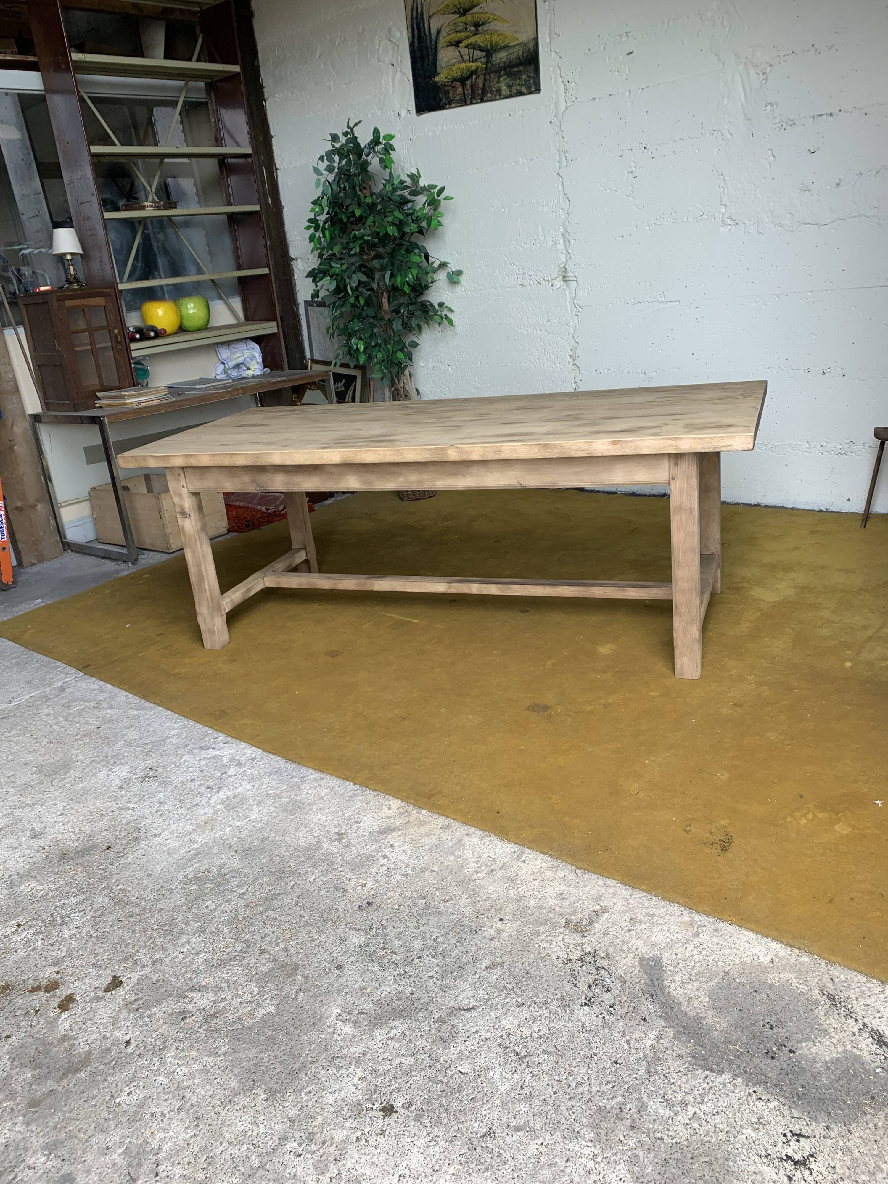 Table ferme Brut 8-10 personnes