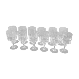 12 crystal wine glasses