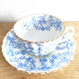 Tasse à thé ancienne