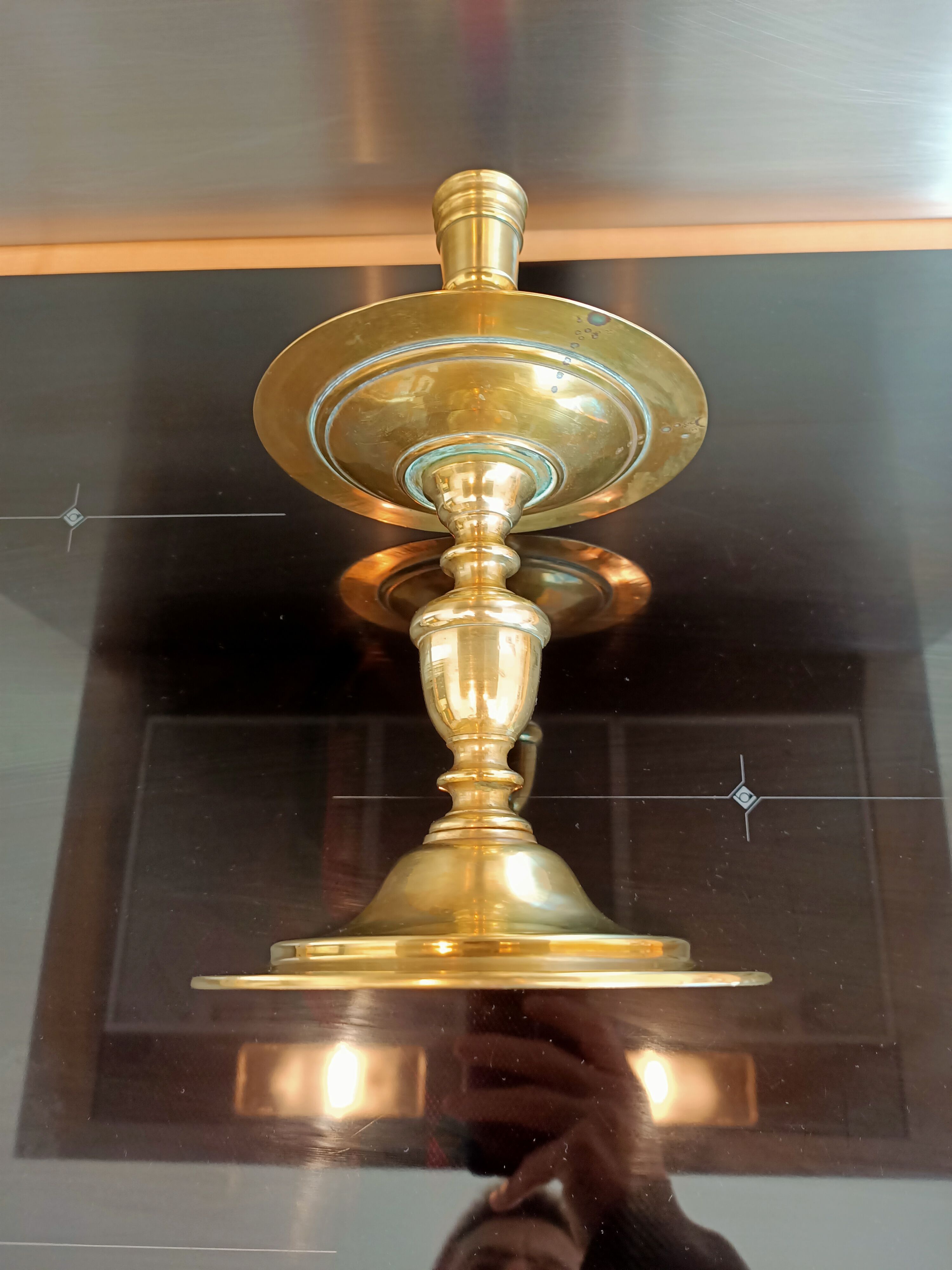 Antique bronze candle holder Heemkersk