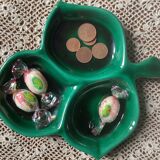 Ceramic leaf pocket emptier